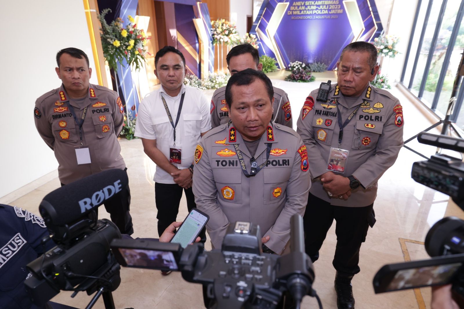 Kapolda Jatim : Tidak ada Gigi Mundur untuk Pembongkaran Tugu Perguruan Silat di Jatim