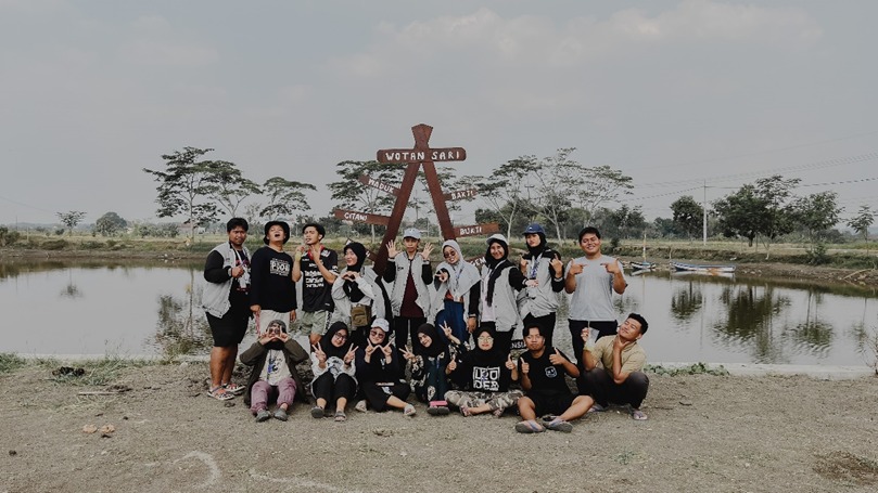 Peningkatan Daya Tarik Wisatawan Waduk Citani Lewat Spot Foto Kekinian