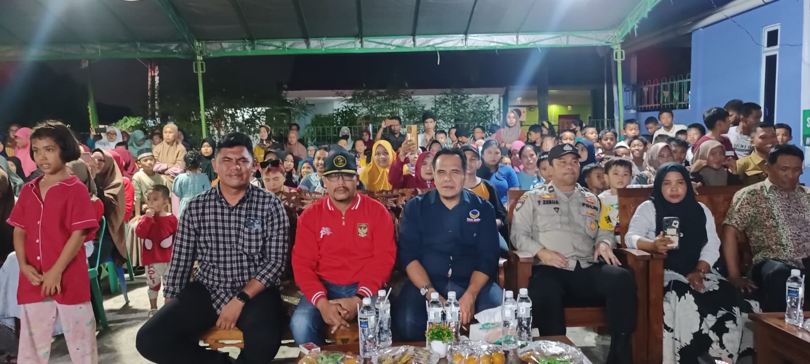 Tarian tradisional Dayak Banjar meriah kan malam puncak HUT RIKe-78 Di RW 20 Perum Merlion Square Kel. Tj. Uncang Kec. Batu Aji kota Batam