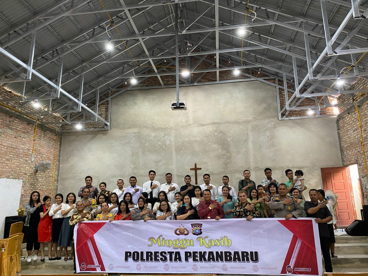 Laksanakan Giat Minggu Kasih, Polresta Pekanbaru Dengarkan dan Terima Aspirasi Masyarakat