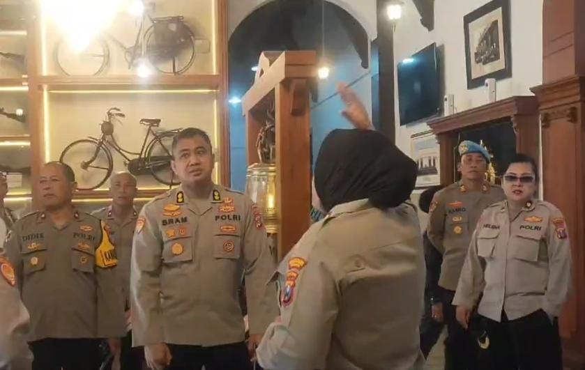 Keberhasilan Pelayanan Publik Polrestabes Surabaya Jadi Percontohan